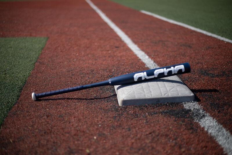2025 Easton Alpha USA/ASA Slowpitch Softball Bat - ESA5ALL - Smash It Sports