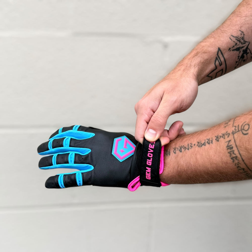 Gem Glove Prospector Short Cuff Batting Glove - Black/Carolina