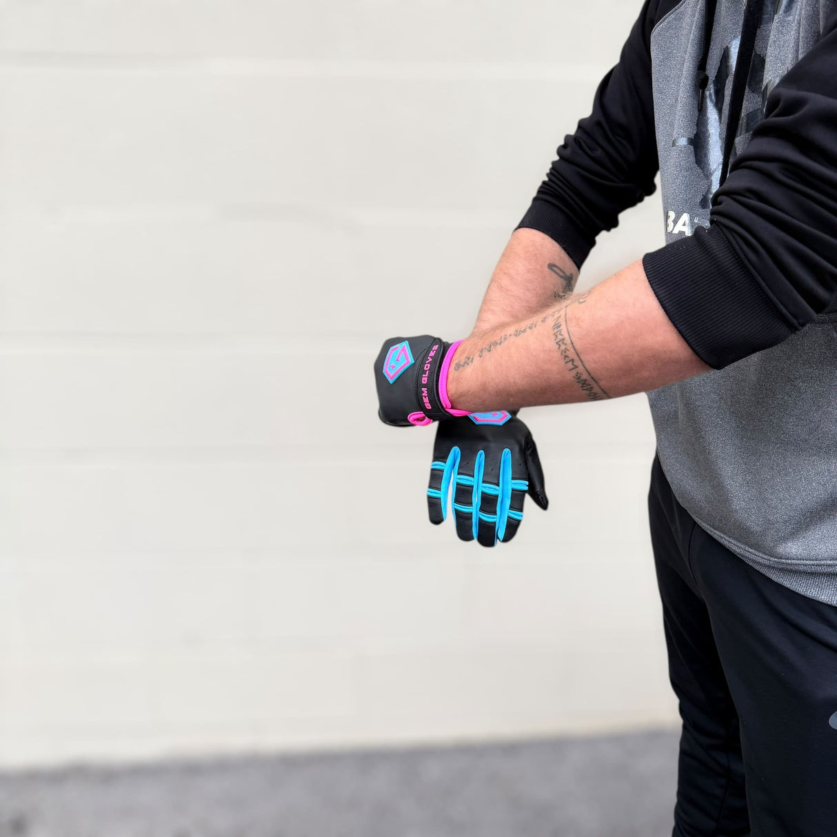 Gem Glove Prospector Short Cuff Batting Glove - Black/Carolina