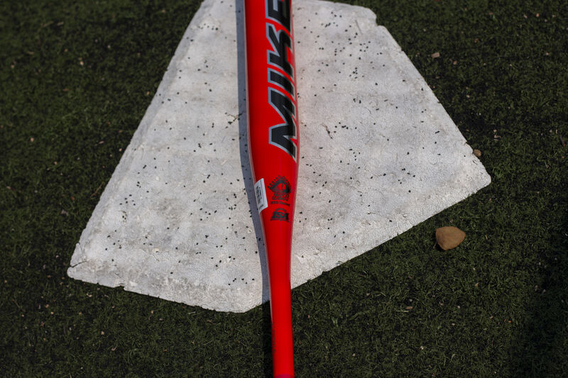 2025 Miken Ultra Gamer Series Johnny Bailey 1-Piece SSUSA Senior Slowpitch Softball Bat - MSS5JB1L