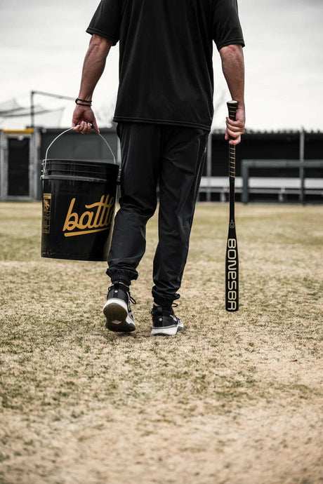 2025 Warstic Bonesaber Black Cobra Metal Fungo - Smash It Sports