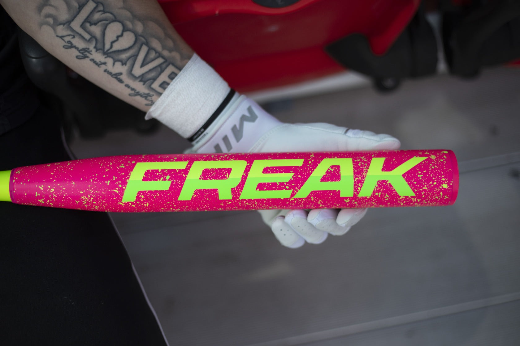 2026 Miken Freak Splatter 2-Piece Balanced USSSA Slowpitch Softball Bat - MSU6FRKB