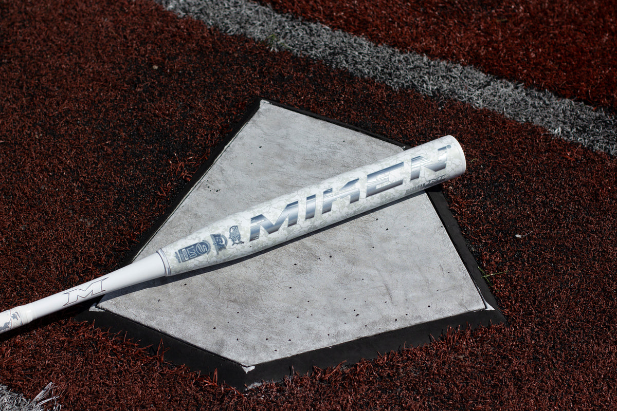 2026 Miken Freak Whiteout Maxload USSSA Slowpitch Softball Bat - MSU6FWCL