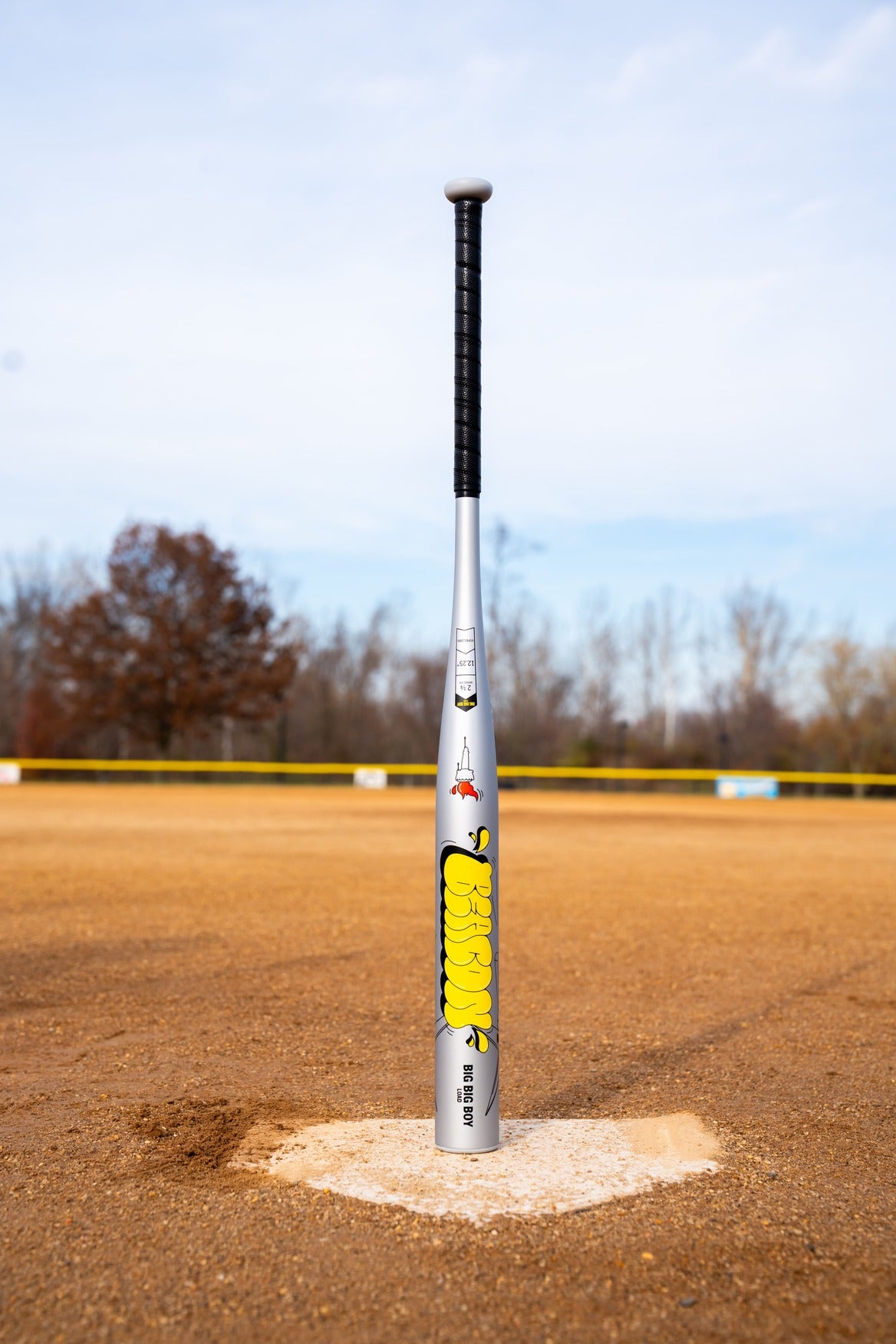 2025 Victus Beacon Silver USSSA Slowpitch Softball Bat - VSPBS1BBU