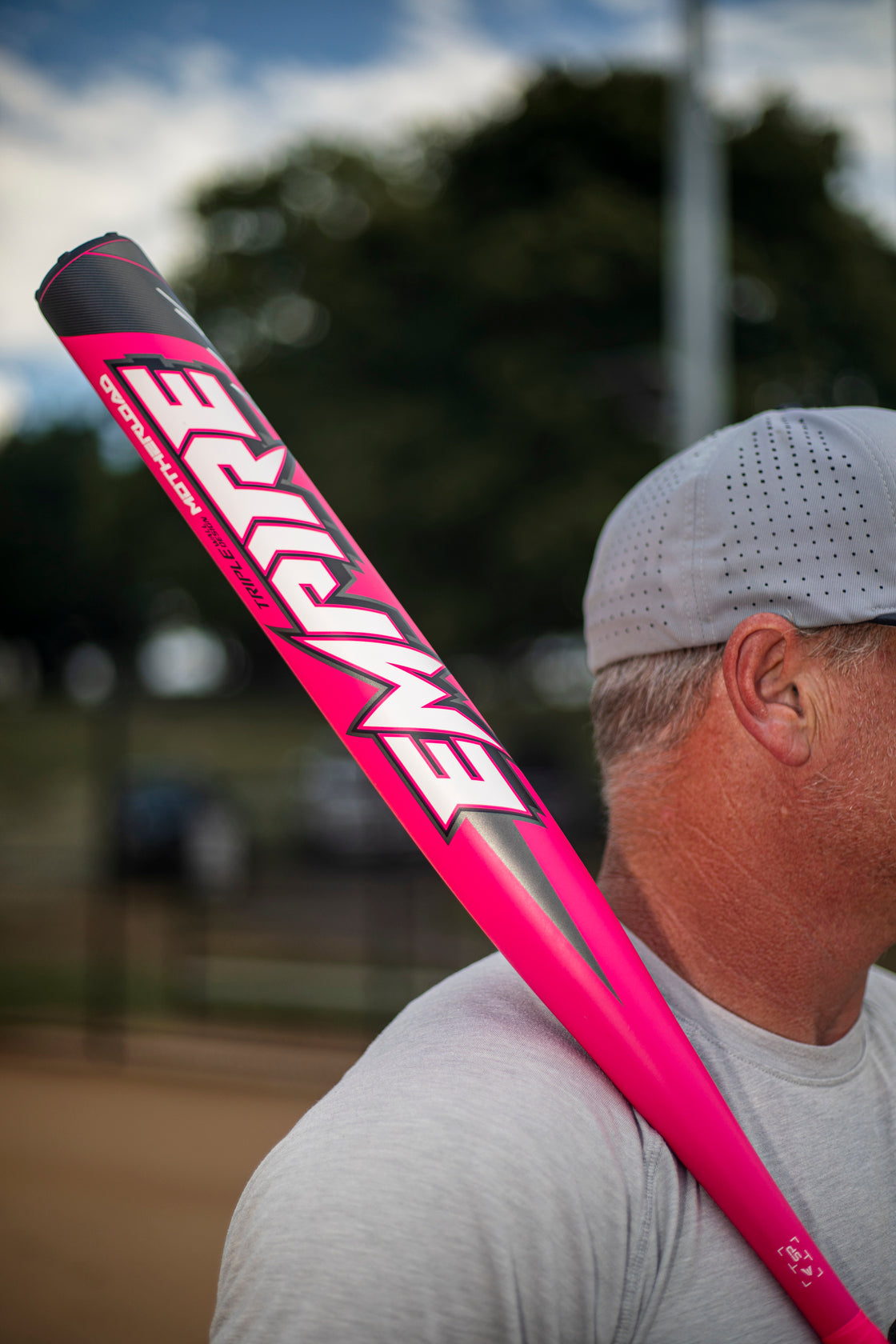 2026 Easton Empire Connell 1-Piece Loaded SSUSA Senior Slowpitch Softball Bat - ESS6EGC1X