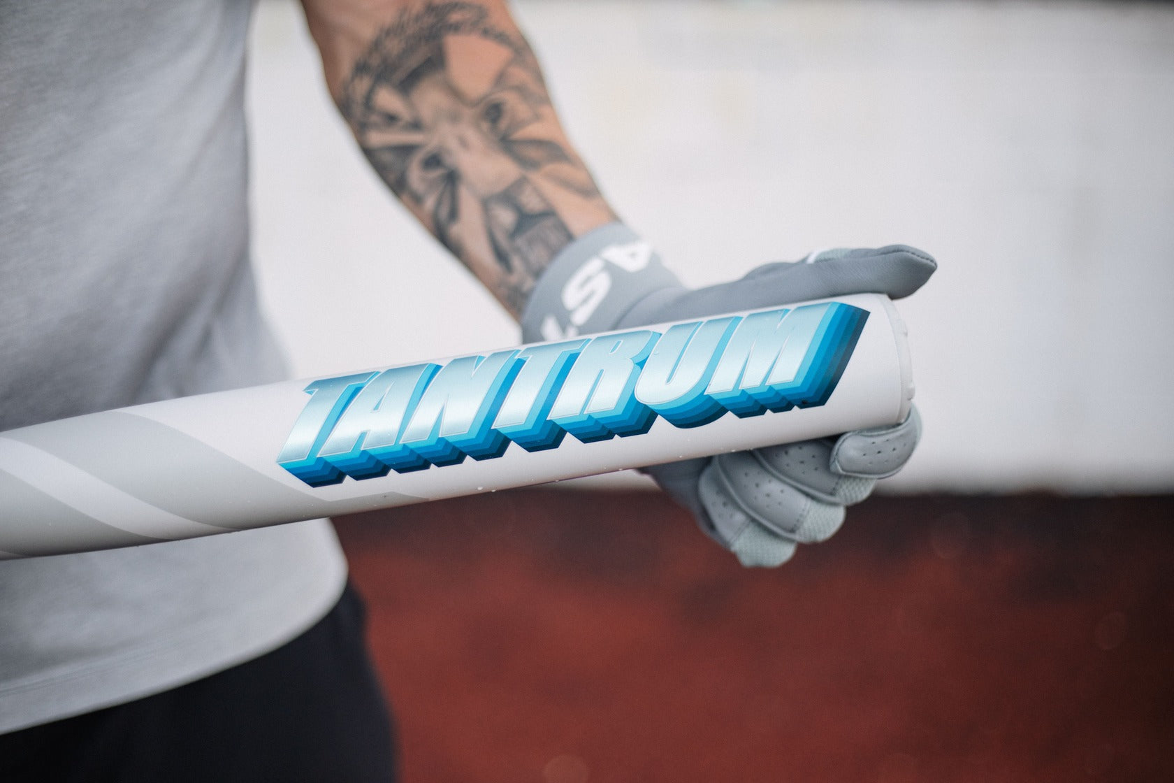 2025 Easton Tantrum Connell 12.75