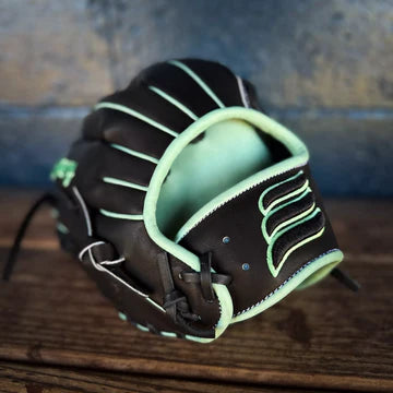 Emery Summit Pro 1417 Infield Glove - Black / Mint