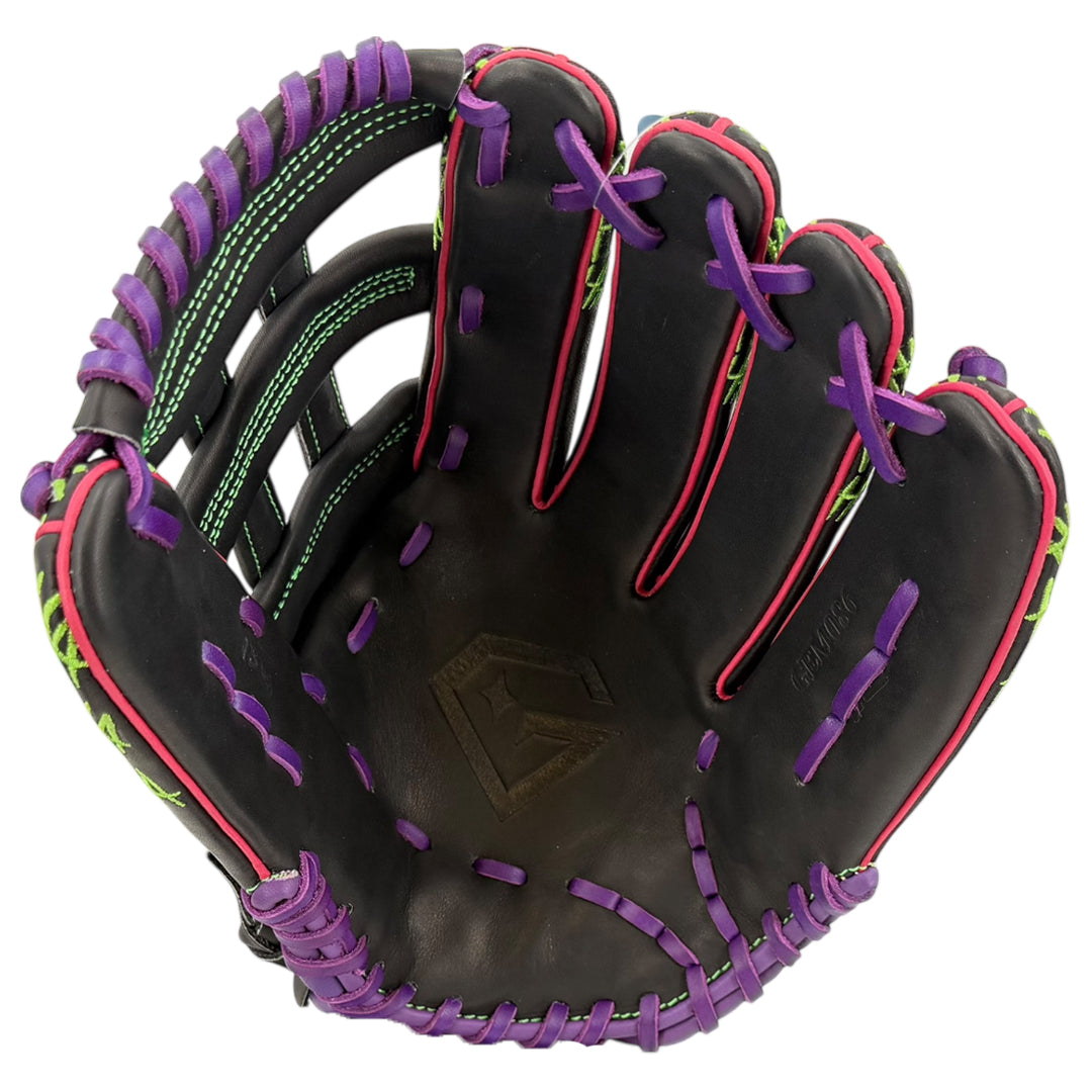Baseball glove with laces