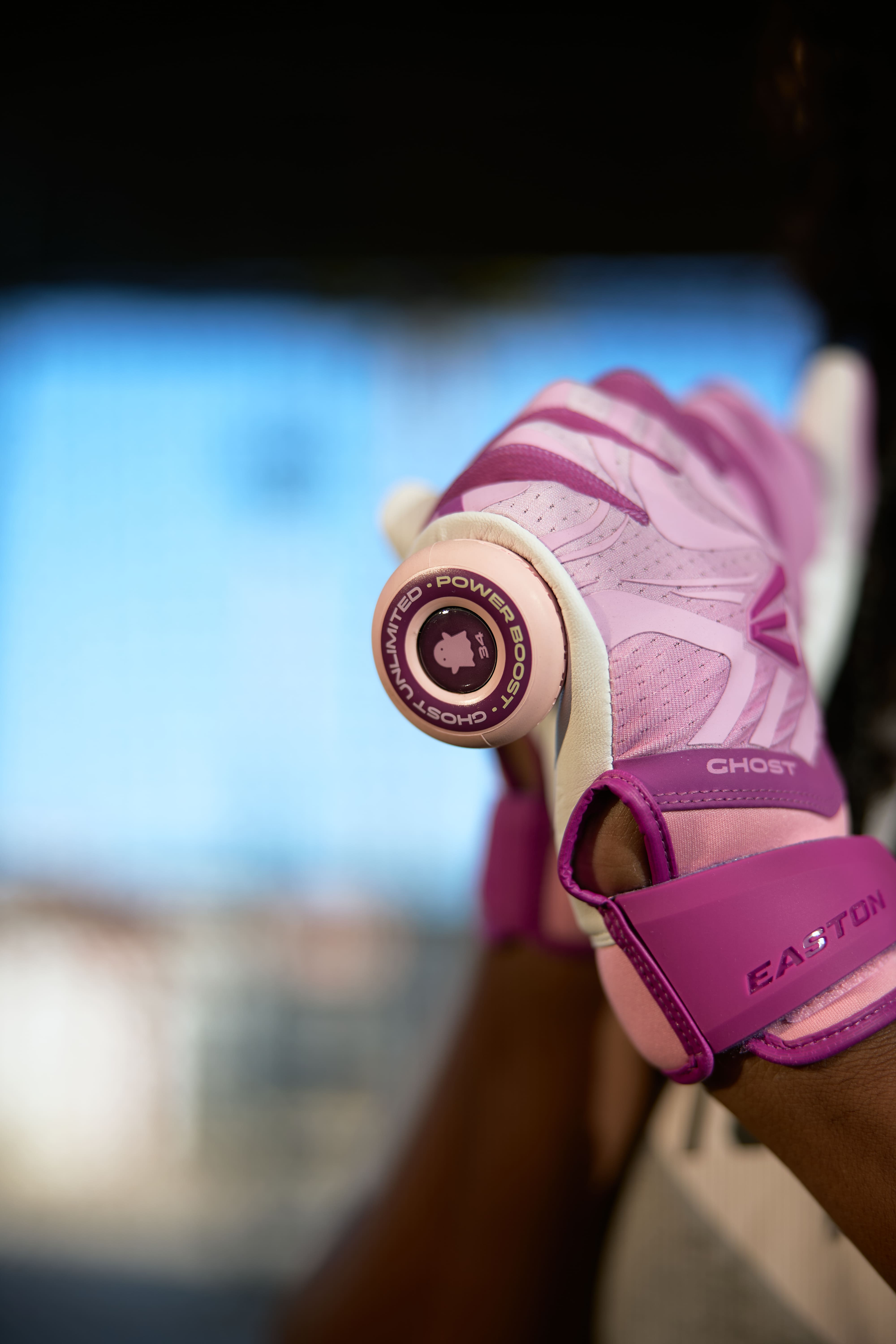 2026 Easton Ghost Unlimited -11 Fastpitch Softball Bat EFP6GHUL11