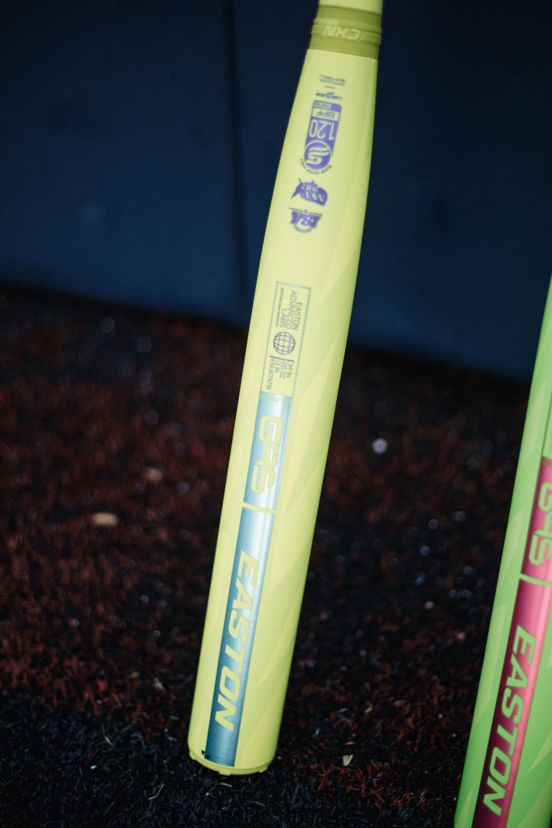 2026 Easton Tantrum 2-Piece Balanced USSSA Slowpitch Softball Bat - ESU6TNTB