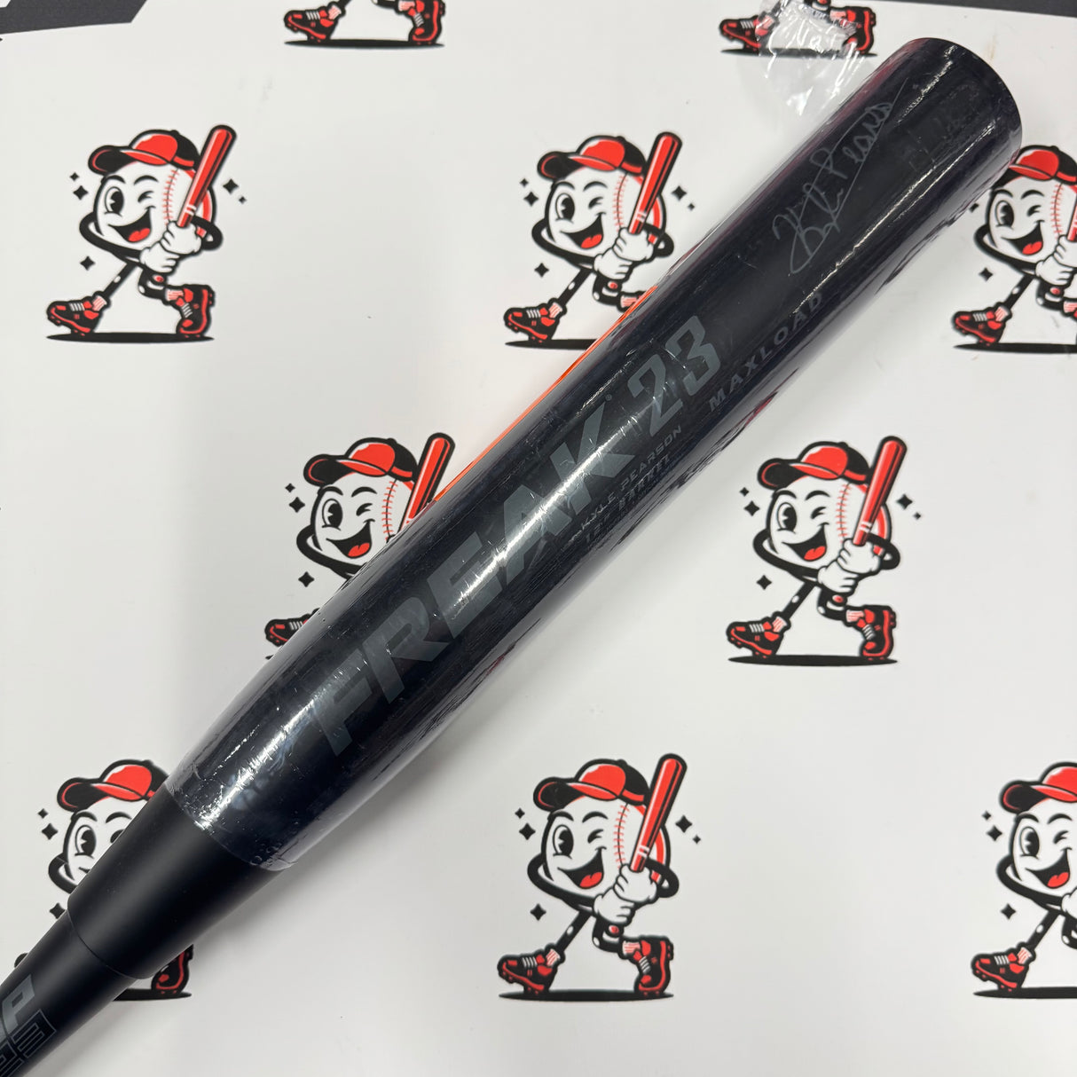 (AUCTION) 2025 Miken Freak23 KP23 12" 2-Piece Maxload USSSA Slowpitch Softball Bat -MKPSBU (26oz)
