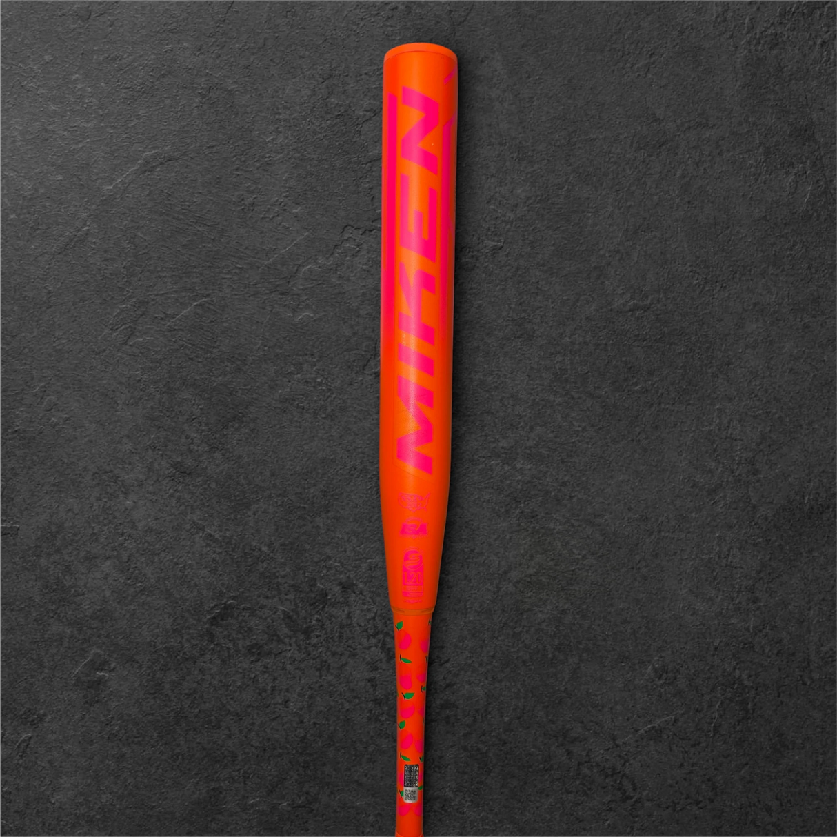 2025 Miken Super Freak Highlighter Series Supermax USSSA Slowpitch Softball Bat - MSU5SFHX [USED-UB440] 26oz
