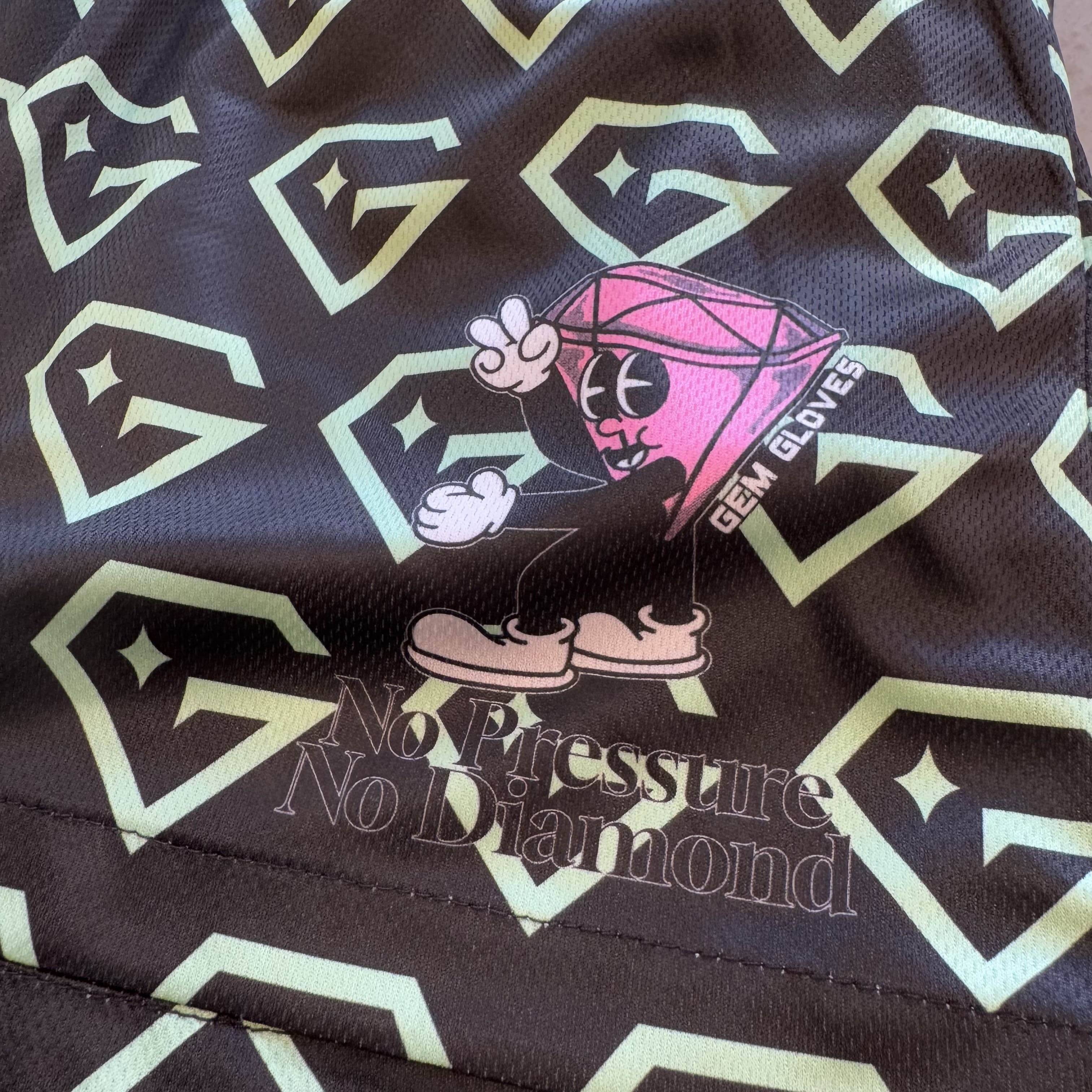 Gem Gloves Mesh Shorts - No Pressure No Diamonds - Black/Mint