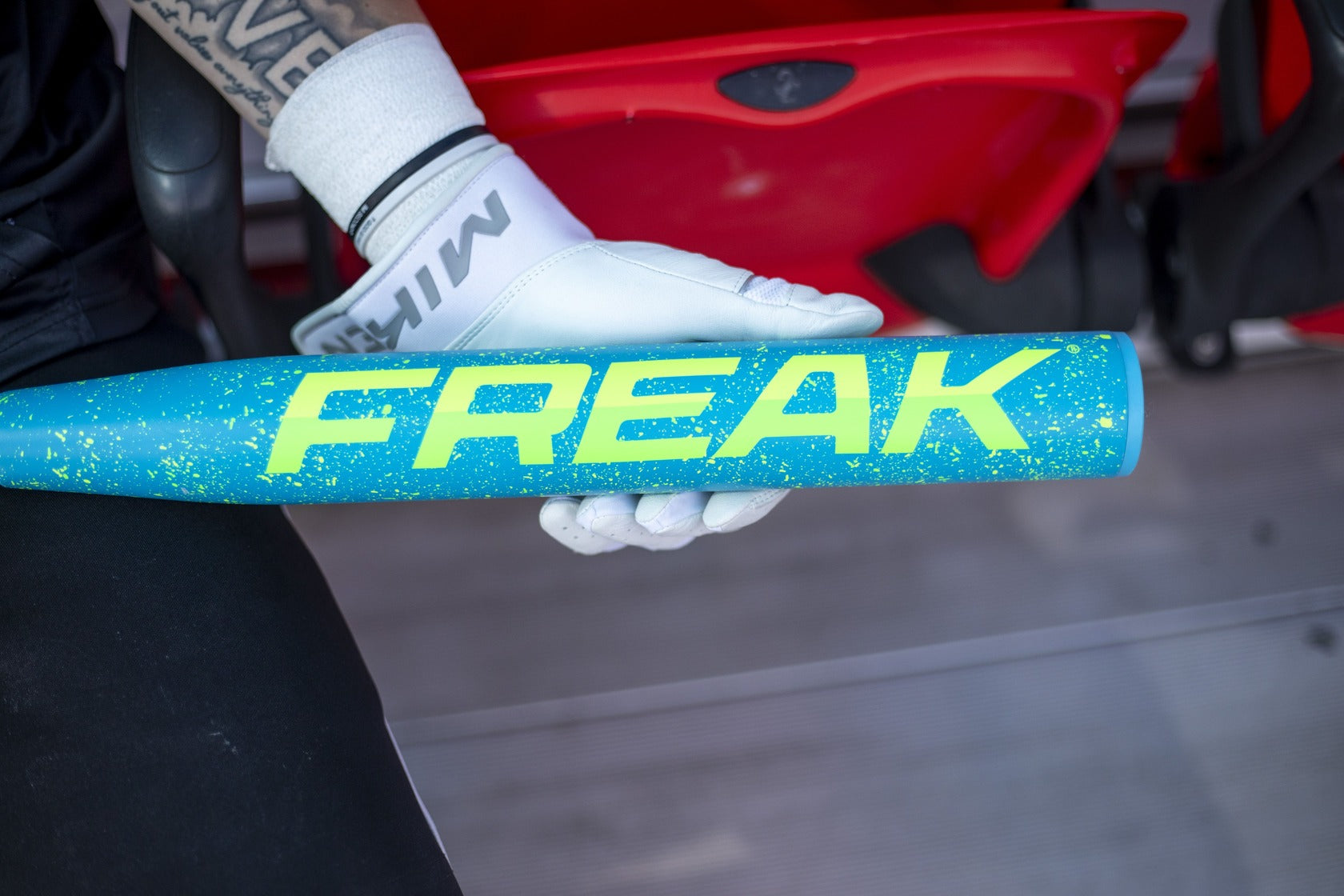 2026 Miken Freak Splatter 2-Piece Maxload USSSA Slowpitch Softball Bat - MSU6FRKL