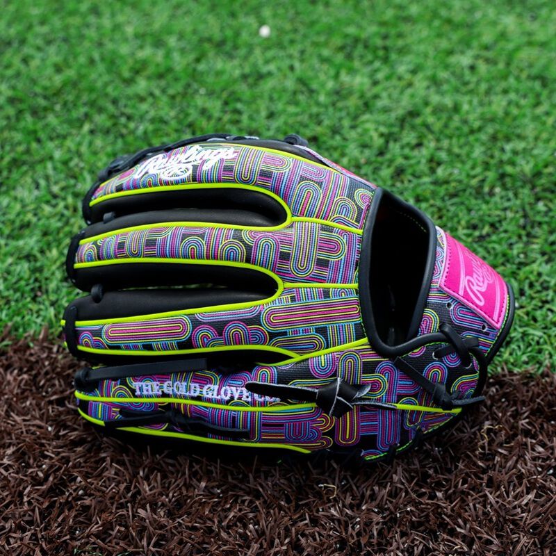 Rawlings Heart of the Hide ColorSync 10 Berry 11.5