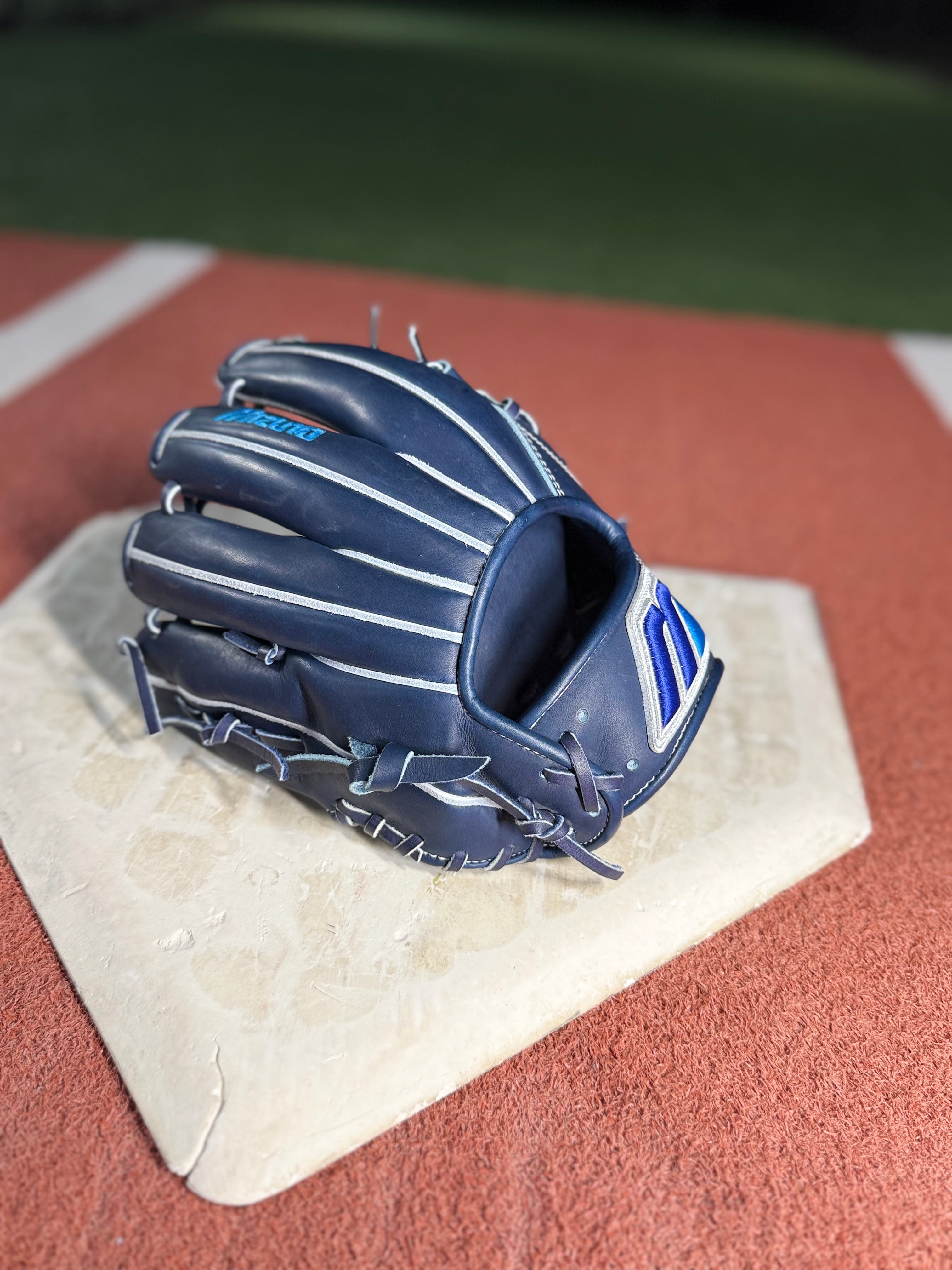 本瑪瑙のバングル. M118 Mizuno Monogram M 11.5