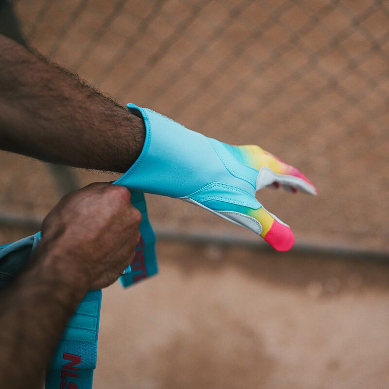 Easton Walk-Off Locked In Ethos Baseball Batting Gloves - Fire