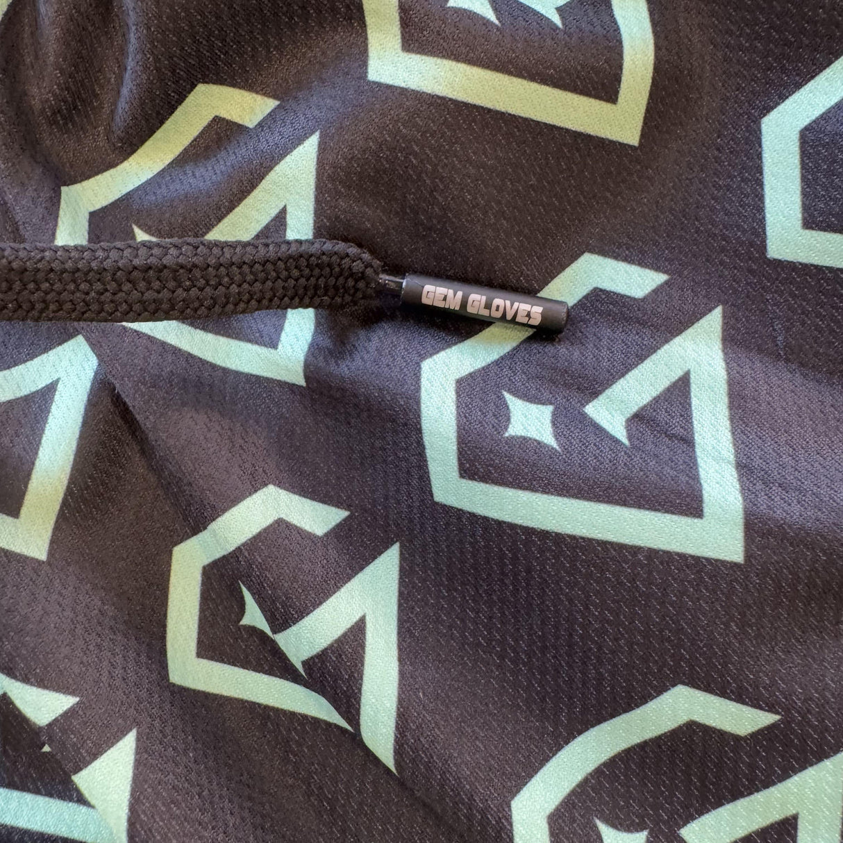 Gem Gloves Mesh Shorts - No Pressure No Diamonds - Black/Mint - Smash It Sports