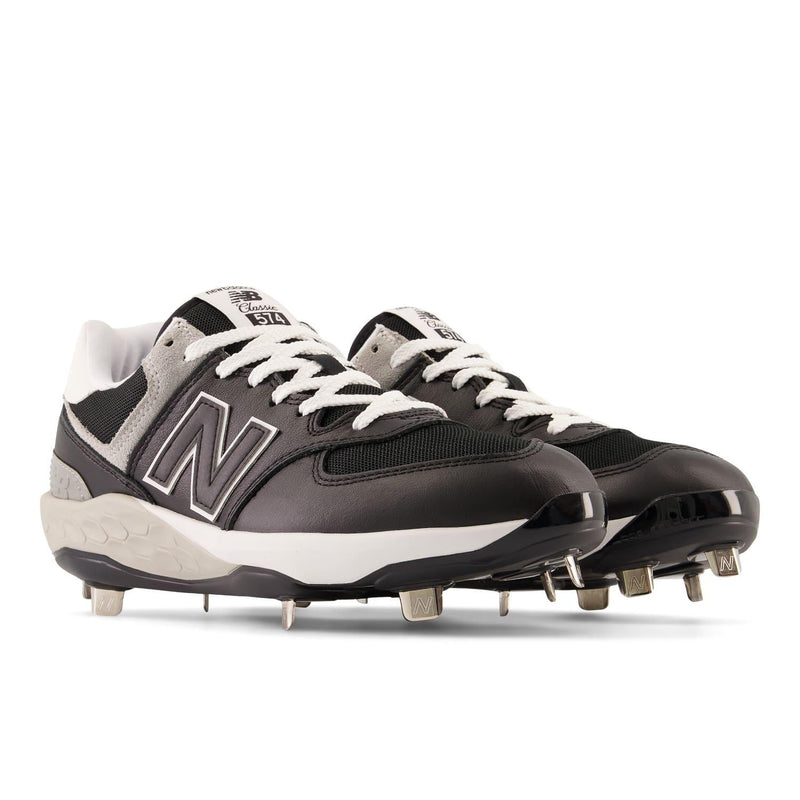 Adidas vs new balance baseball cleats best sale