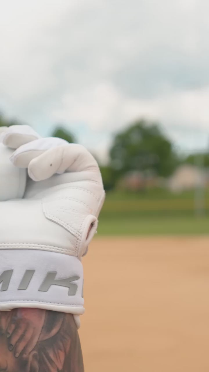 2026 Miken MV1 Maxload USSSA Slowpitch Softball Bat - MSU6MV1WBL