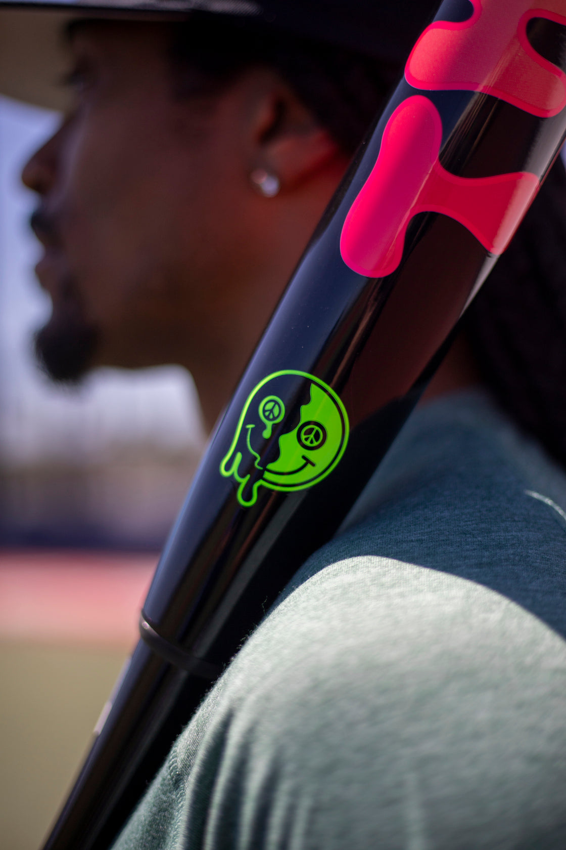 2026 Easton Thing 2-Piece Loaded USSSA Slowpitch Softball Bat - ESU6THGL - lifestyle photo (6 of 10)